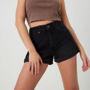 Garage Denim Mom Short